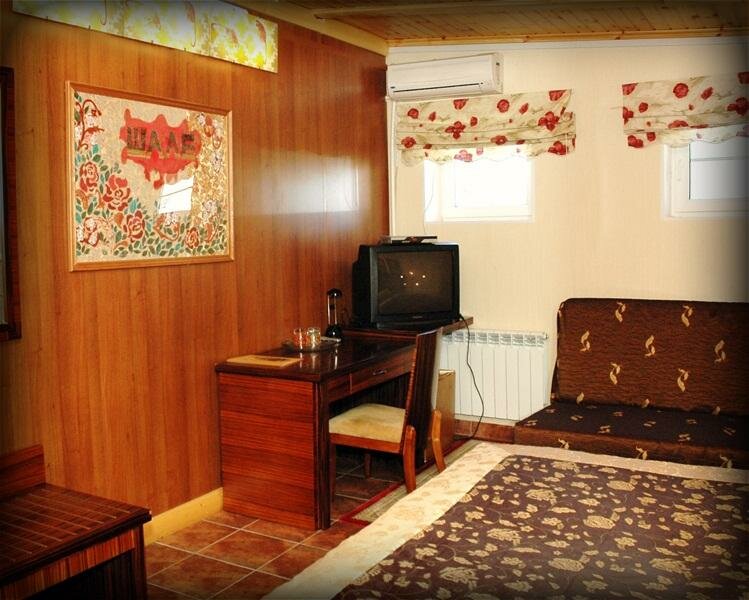 Гостиница Шале Шахты-89