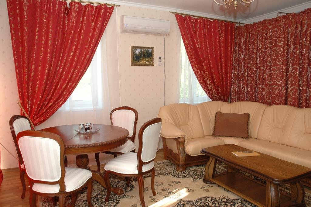 Гостиница Шале Шахты