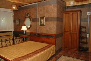 Гостиница Шале Шахты Улучшенный двухместный номер с 2 отдельными кроватями-2